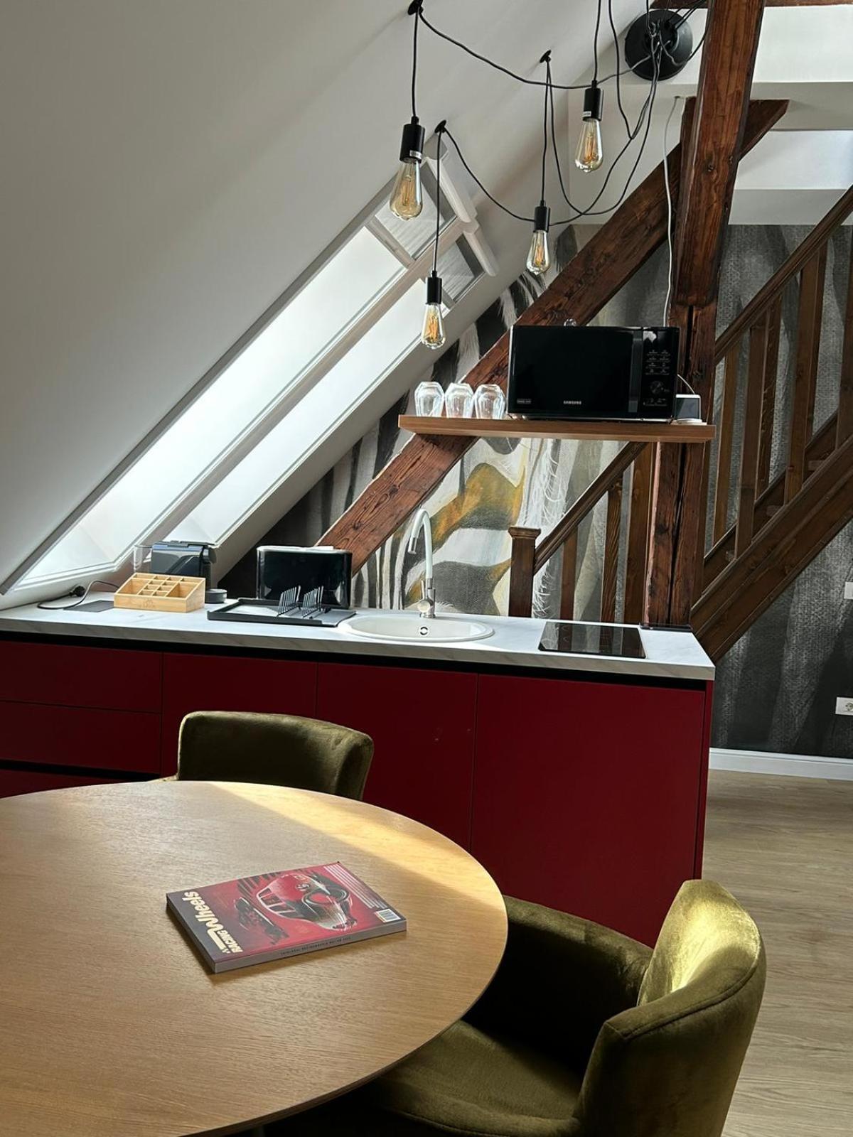 Leda Residence Орадеа Екстериор снимка