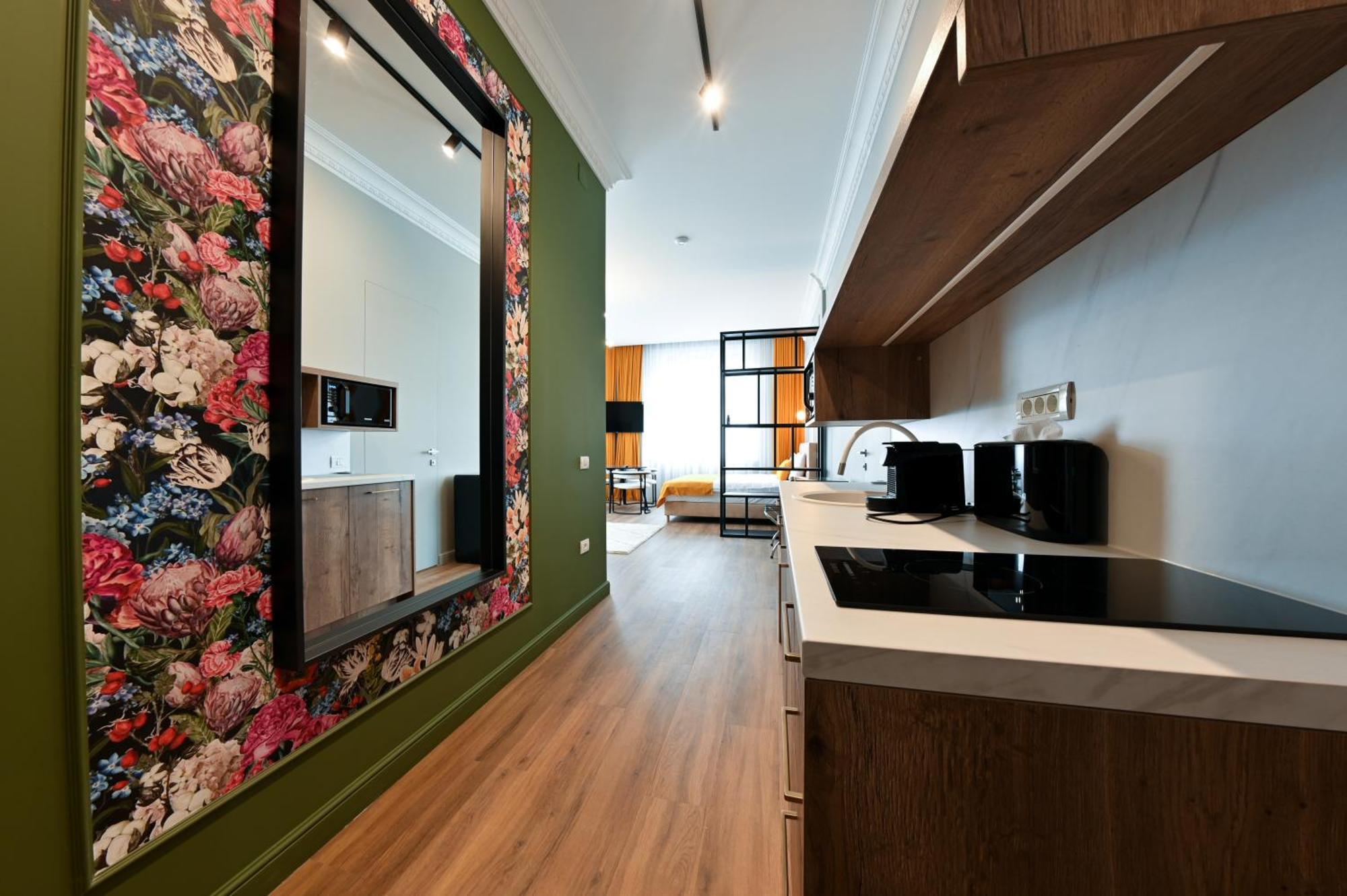 Leda Residence Орадеа Екстериор снимка