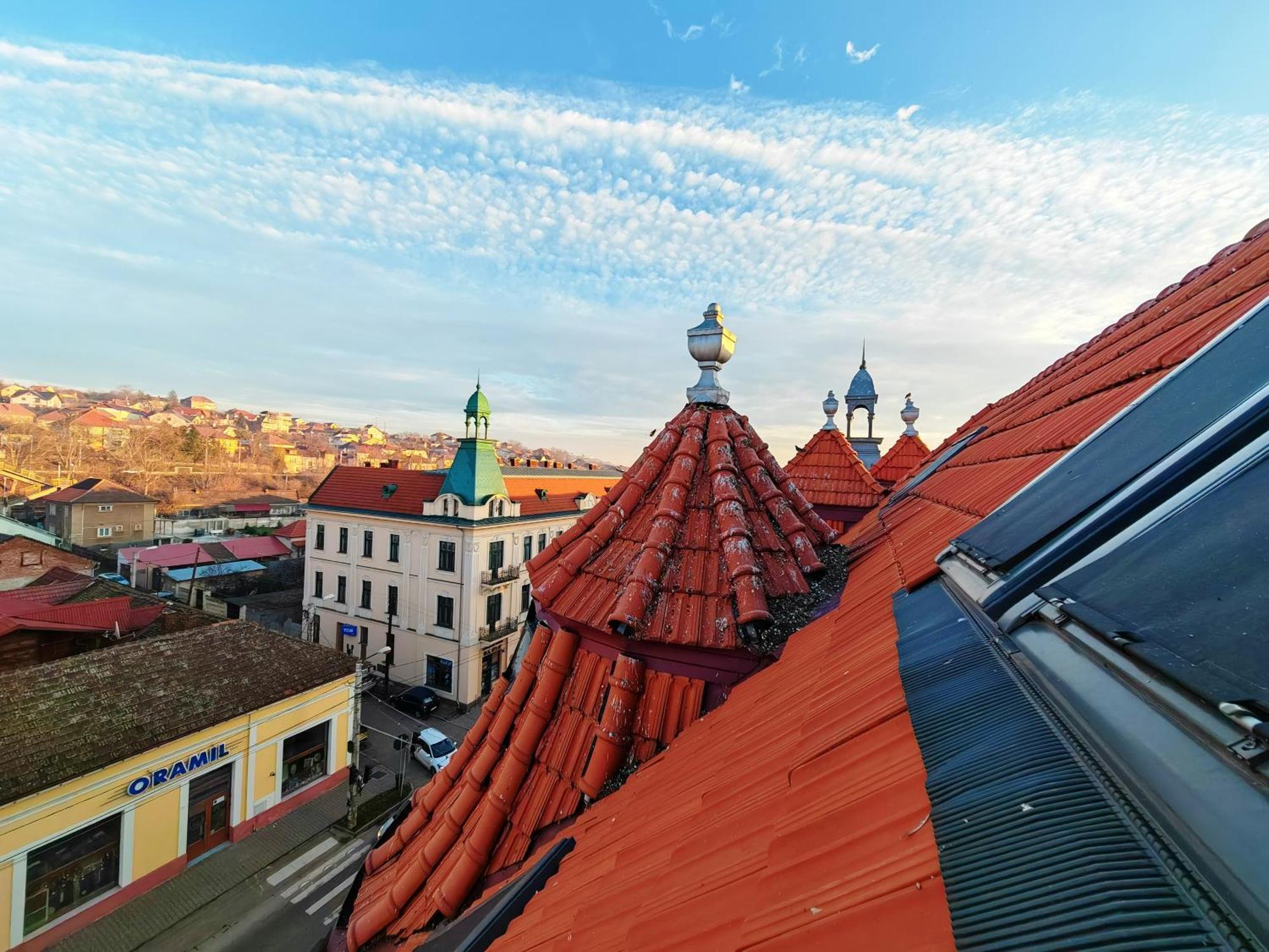 Leda Residence Орадеа Екстериор снимка