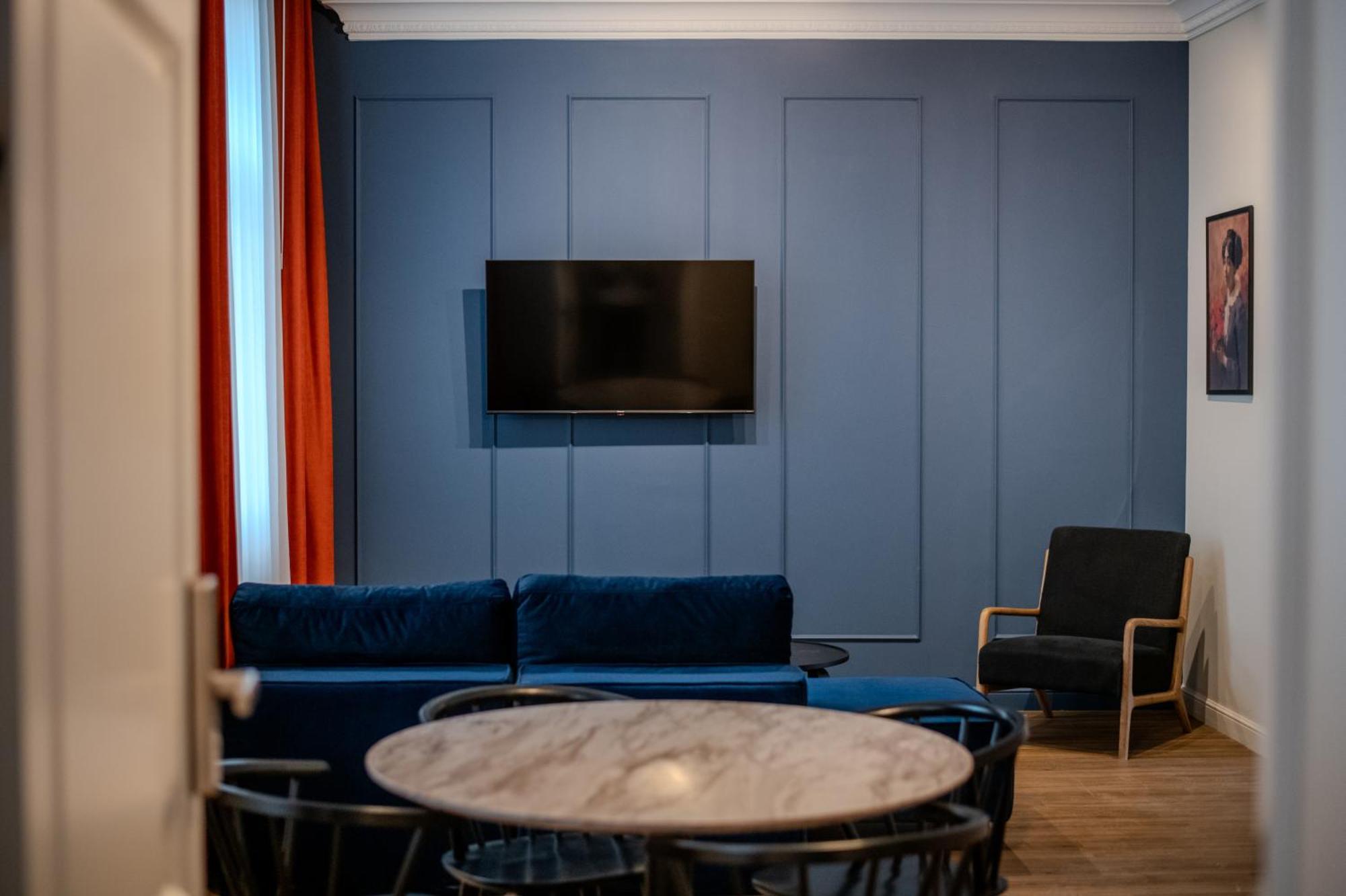 Leda Residence Орадеа Екстериор снимка